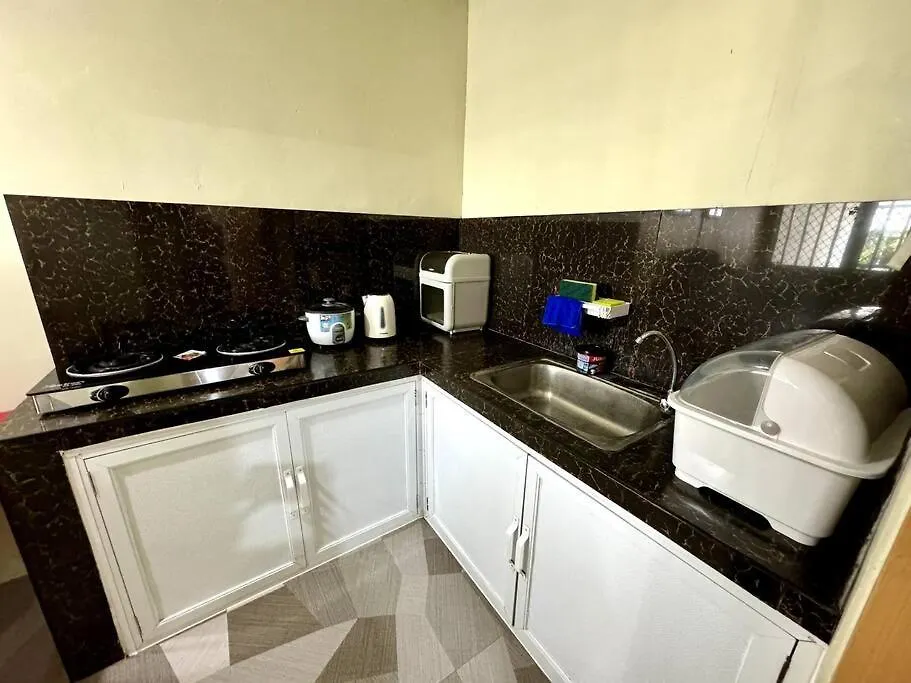 Comfy & Peaceful Home In Angeles Pampanga 0*,  Filipinas